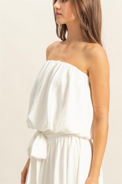 Women's bubble hem tube top with ruched details – strapless and flattering summer fashion