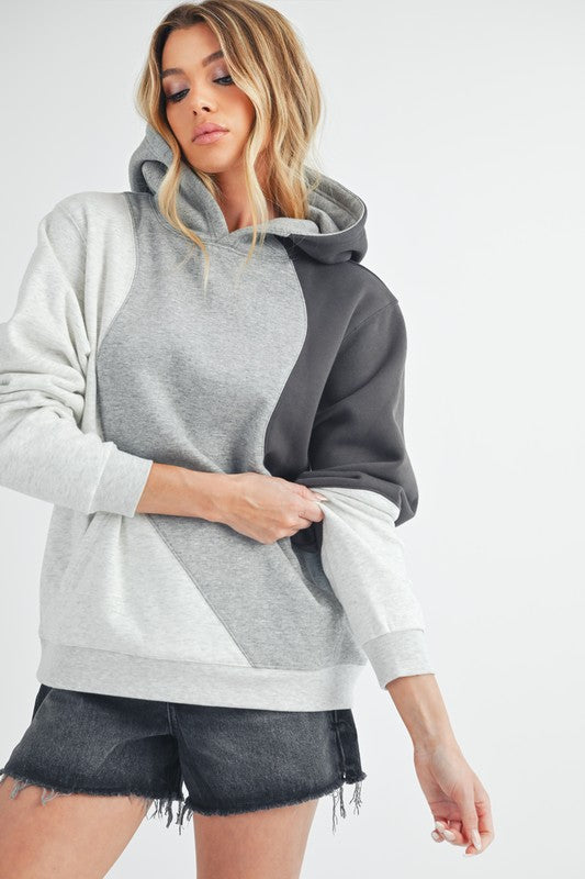 Women's color block hoodie with kangaroo pocket – trendy and cozy