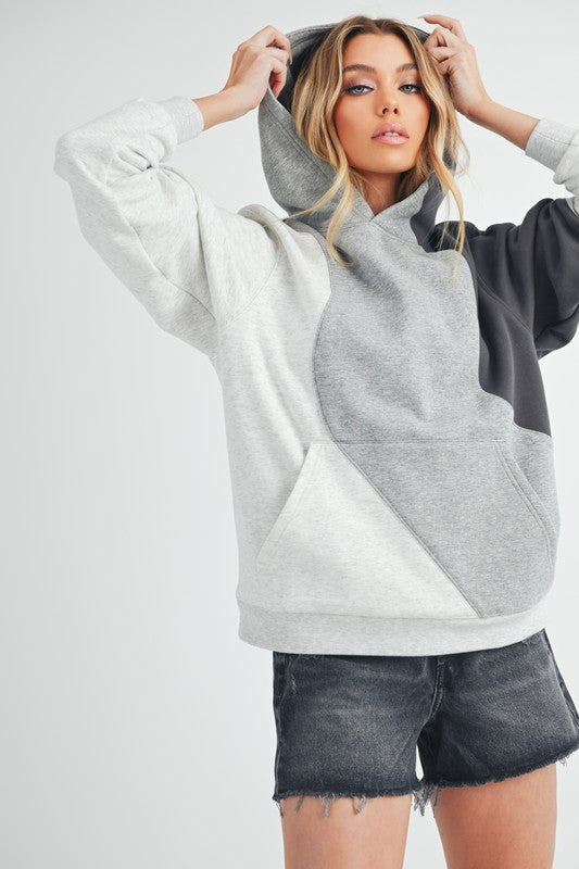 Women's color block hoodie with kangaroo pocket – trendy and cozy