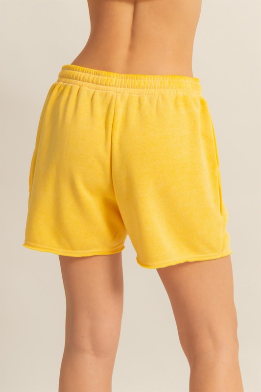 Women's drawstring shorts with pockets – comfortable and versatile casual wear