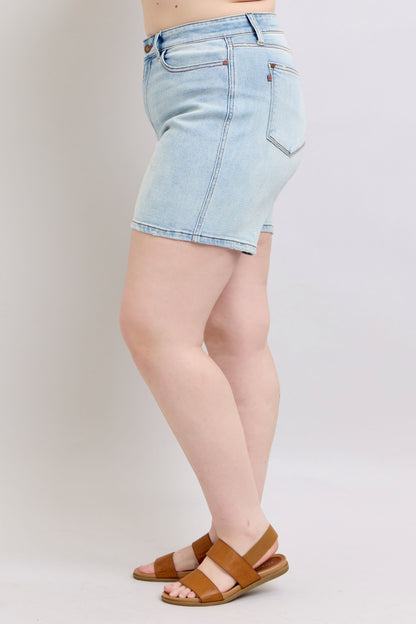 Plus-size full-length 2-button denim shorts with pockets, designed for comfort & casual summer style.