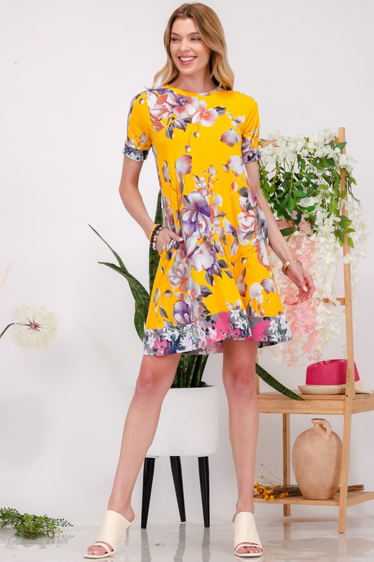 Women's full-size floral short sleeve mini dress with pockets – chic and comfortable fashion piece