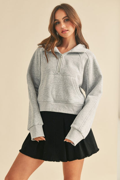 Women's half zip raglan sleeve hoodie with kangaroo pocket – sporty and cozy everyday wear