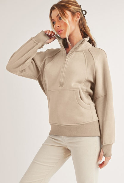 Women's half zip raglan sleeve sweatshirt with kangaroo pocket – sporty and stylish