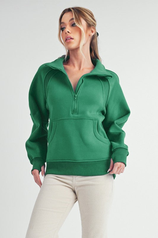 Women's half zip raglan sleeve sweatshirt with kangaroo pocket – sporty and cozy everyday wear