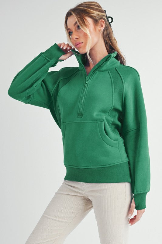 Women's half zip raglan sleeve sweatshirt with kangaroo pocket – sporty and cozy everyday wear