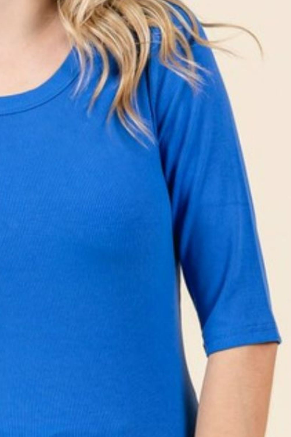 Women's round neck half sleeve t-shirt – classic and versatile everyday essential