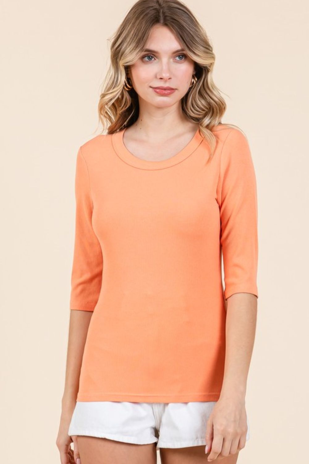 Women's round neck half sleeve t-shirt – classic and versatile everyday staple