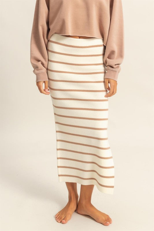 Stylish side slit striped bodycon sweater skirt with a curve-hugging fit and trendy design.